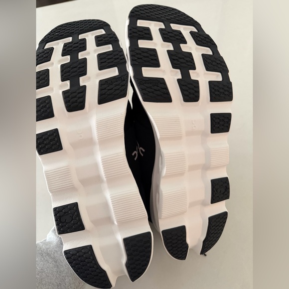 On Running Men's Cloudstratus - Picture 9 of 12